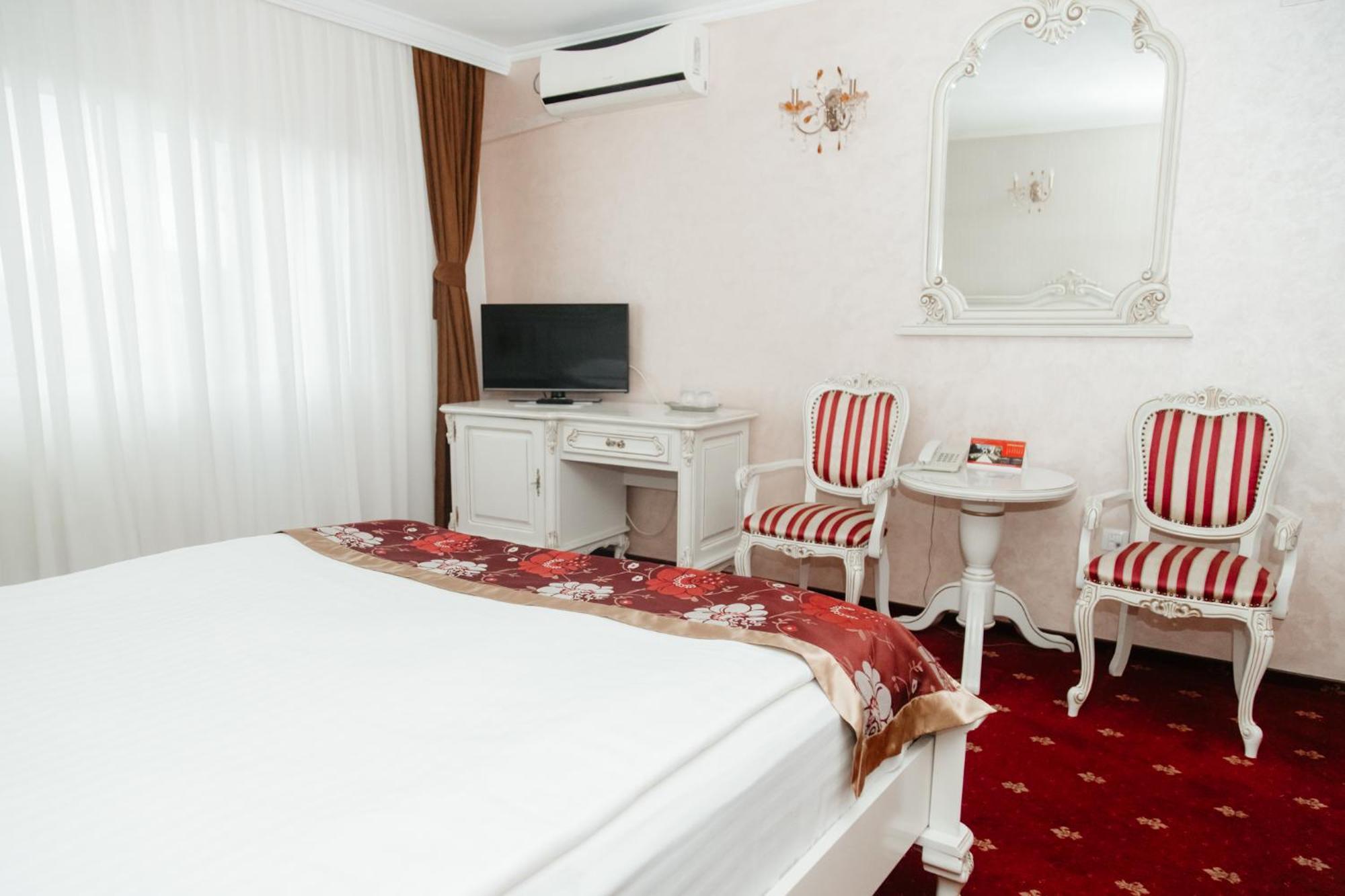 Hotel Capitol Valea Adanca Exterior foto