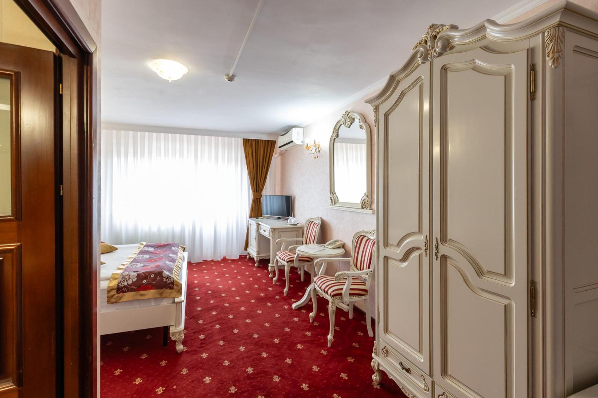 Hotel Capitol Valea Adanca Exterior foto
