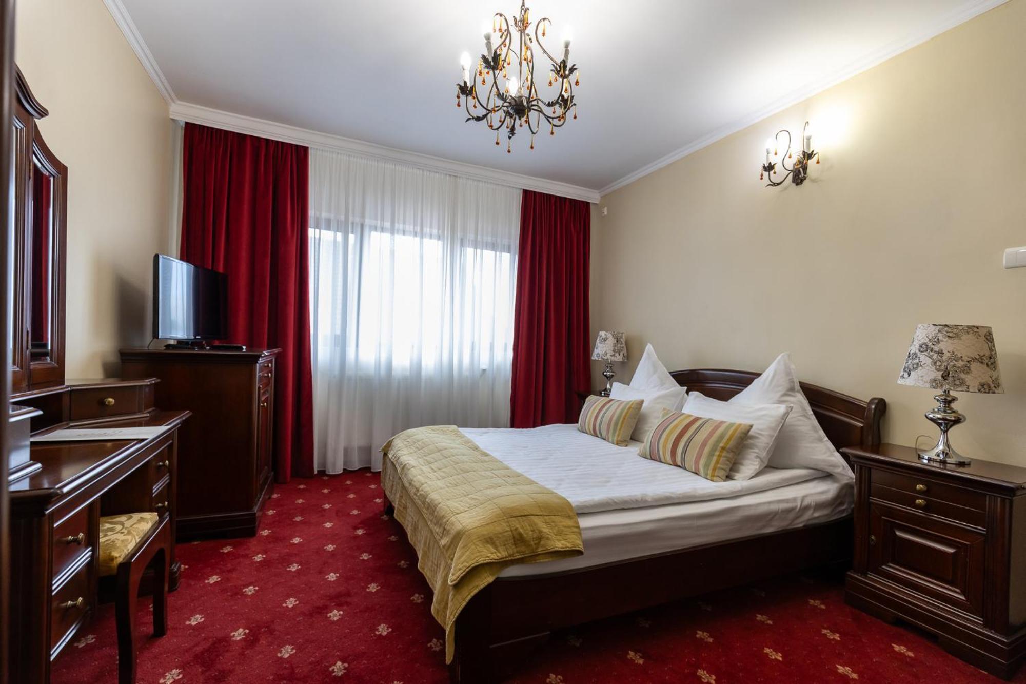 Hotel Capitol Valea Adanca Exterior foto