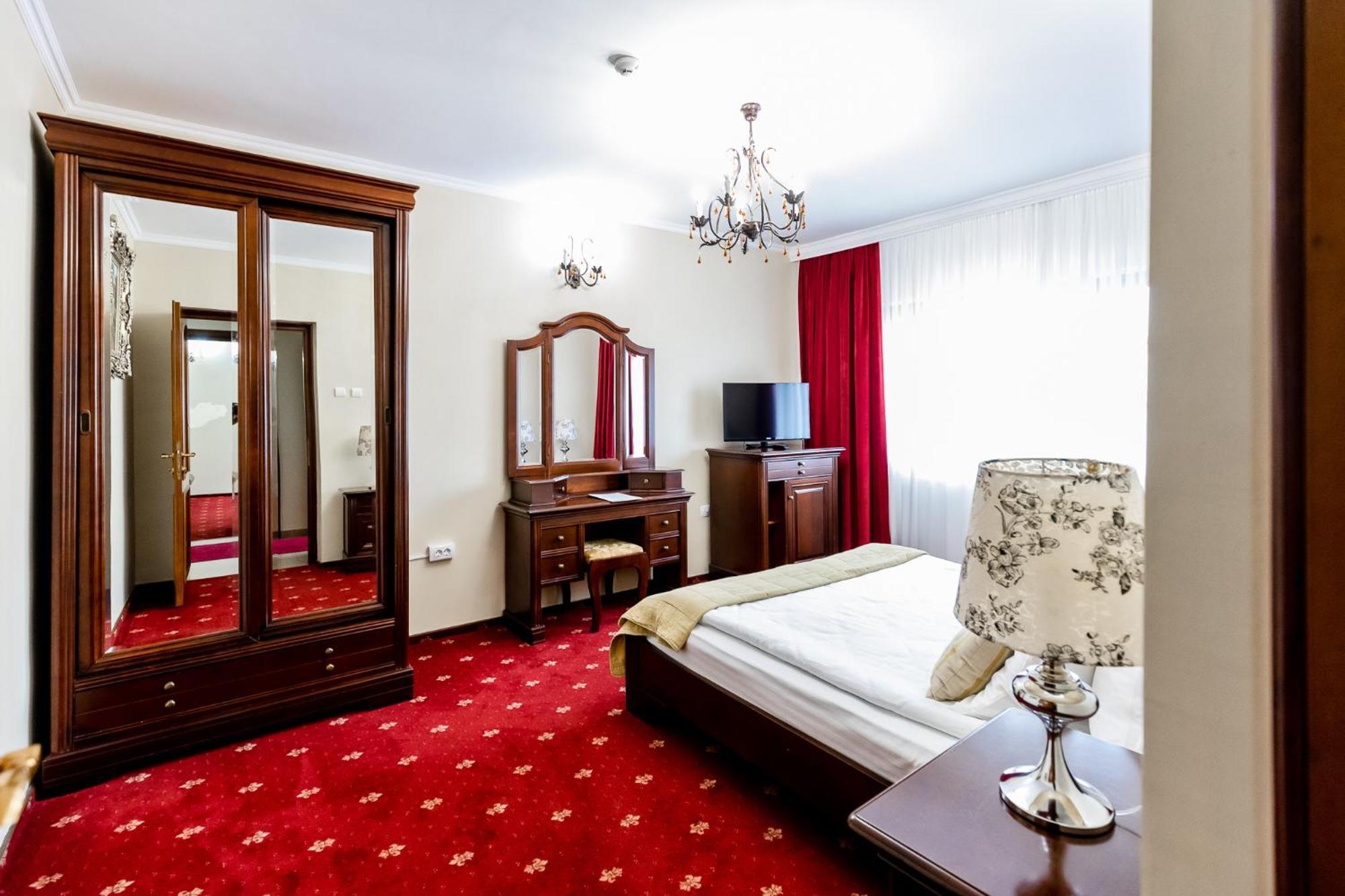 Hotel Capitol Valea Adanca Exterior foto