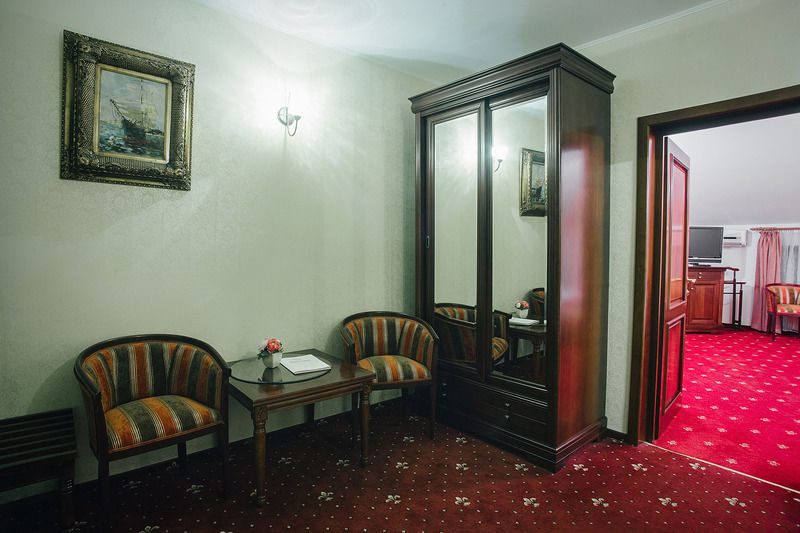 Hotel Capitol Valea Adanca Exterior foto