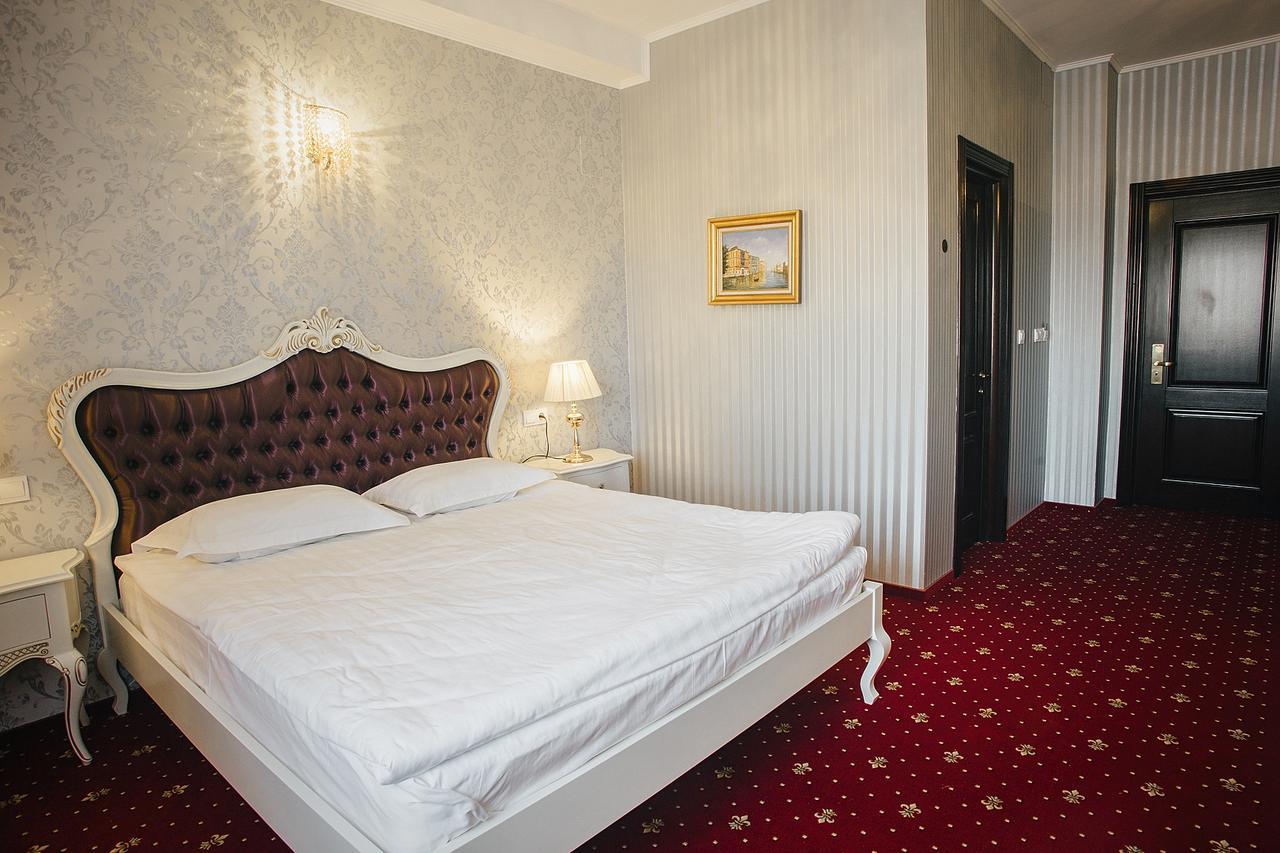 Hotel Capitol Valea Adanca Exterior foto